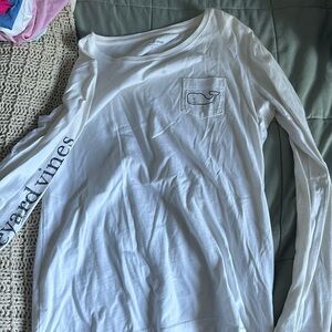 White vineyard vines long sleeve